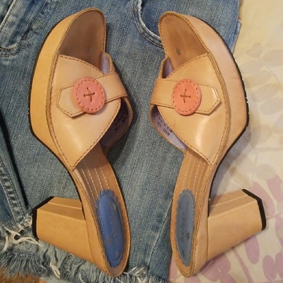 Gorgeous slingbacks - Picture 3 of 4